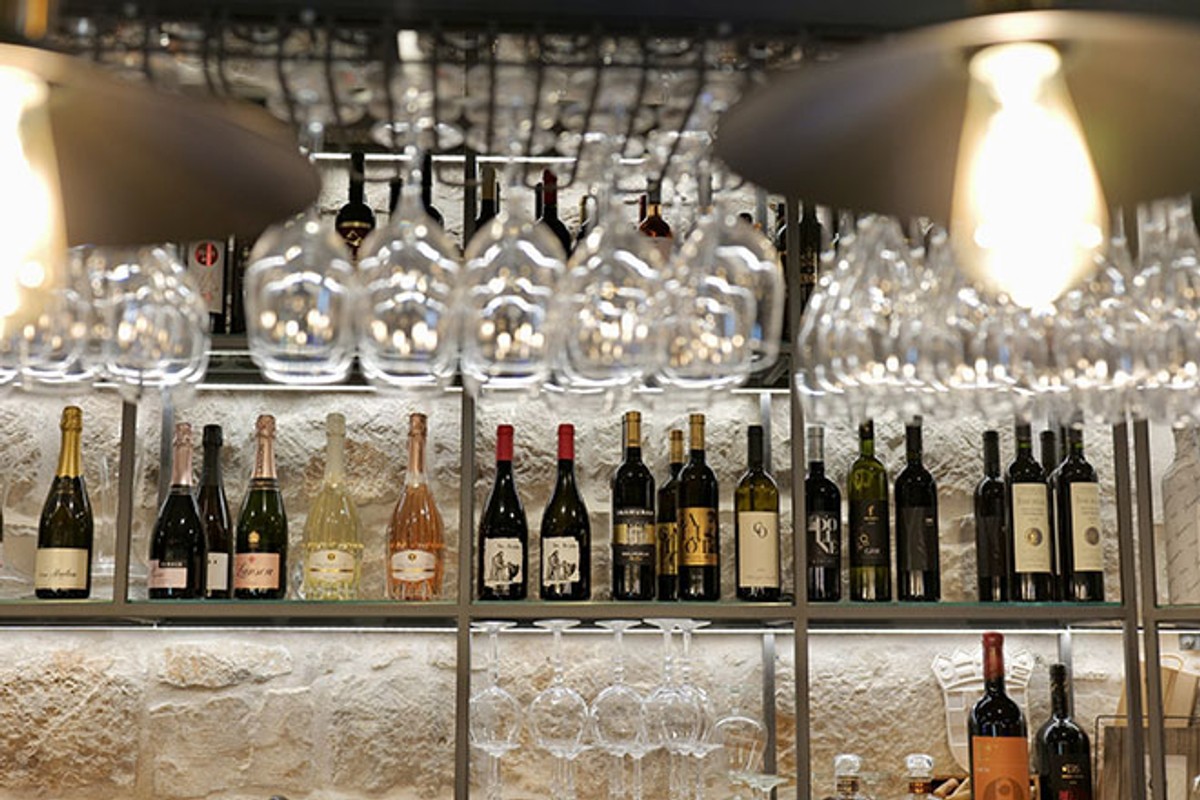 A'E kitchen & wine bar organizira proslave krštenja, prve pričesti i krizme 