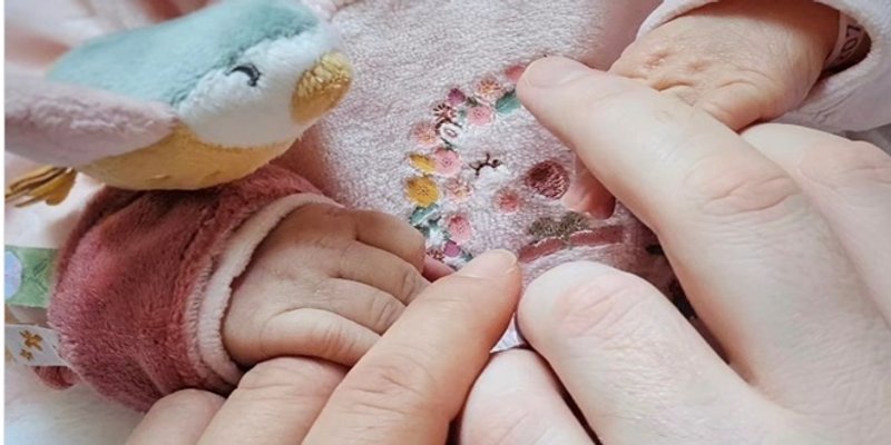 LIJEPE VIJESTI Pjevačica Ana Opačak na svijet donijela djevojčicu