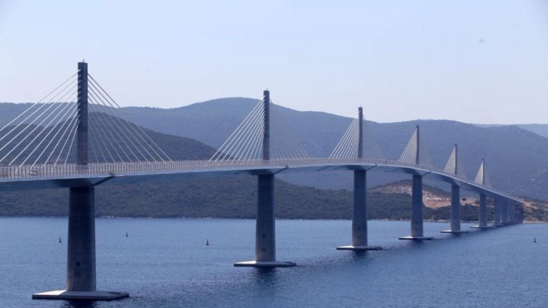 Pojavile se pukotine na Pelješkom mostu, uskoro sanacija