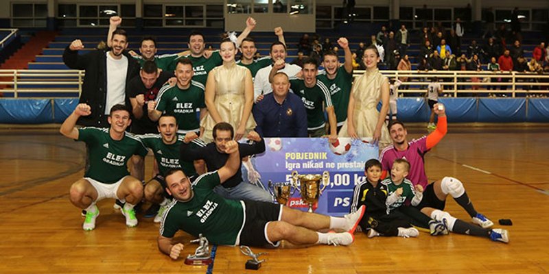 FOTOGALERIJA: Obranili naslov i osvojili nagradu od 50.000 kuna!