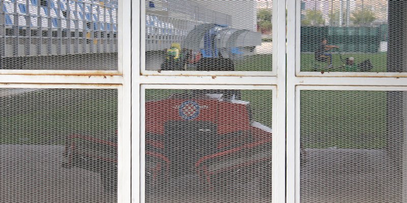 Šest navijača će prekršajno odgovorati zbog razbijanja stolica u Dugopolju