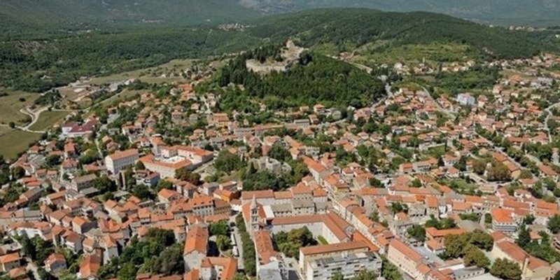 DOKTOR KALILIĆ 'Sinjani i njihov gradonačelnik neopravdano i nerealno žele imati rodilište u gradu'