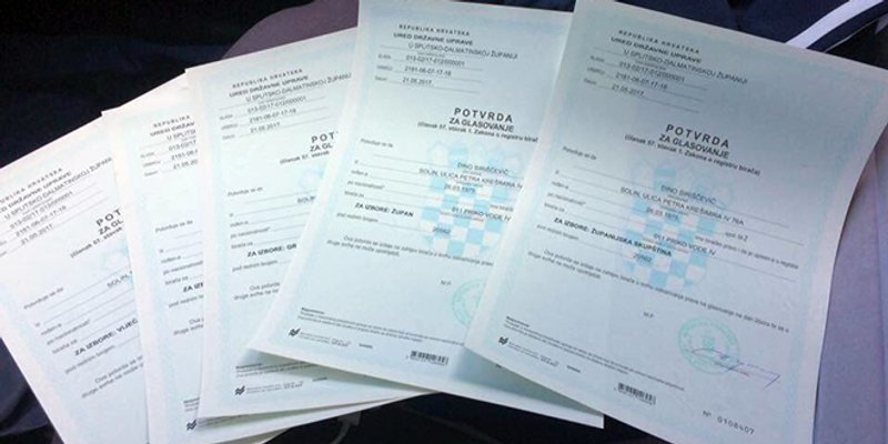 Solinjaninu istekla osobna: Trebao je izvaditi pet potvrda da bi izašao na izbore