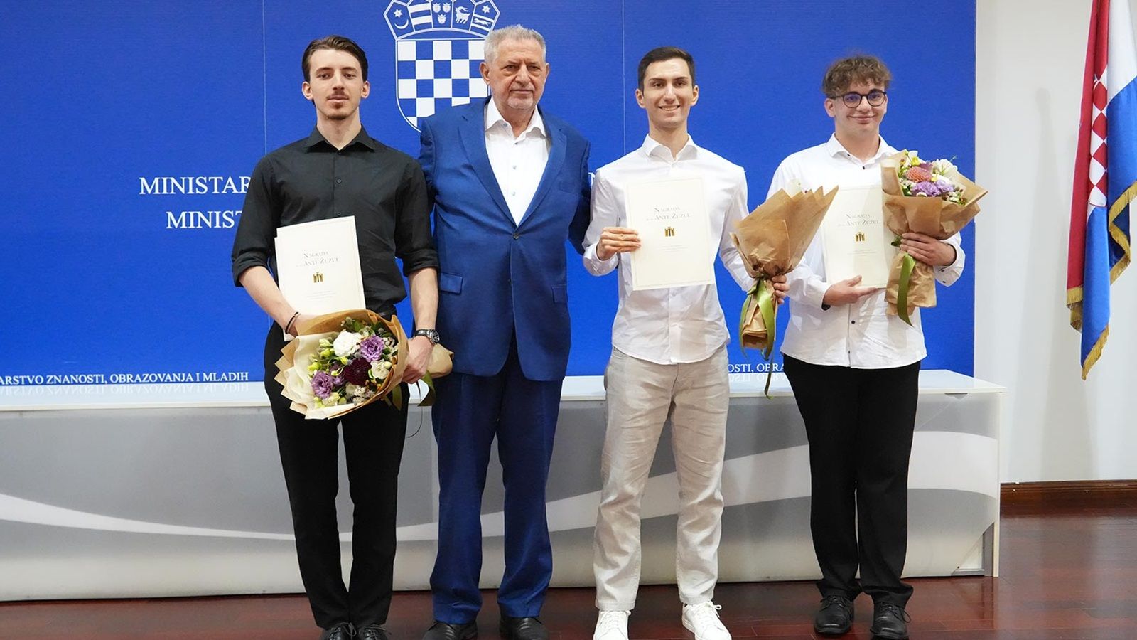 Dodijeljene tri vrijedne Nagrade dr. sc. Ante Žužul najboljim maturantima na ispitima iz Hrvatskog jezika i Povijesti