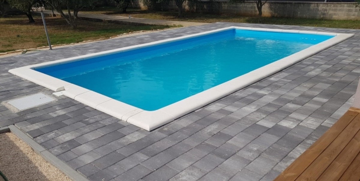 Uredite prostor oko bazena uz ova top 3 savjeta 