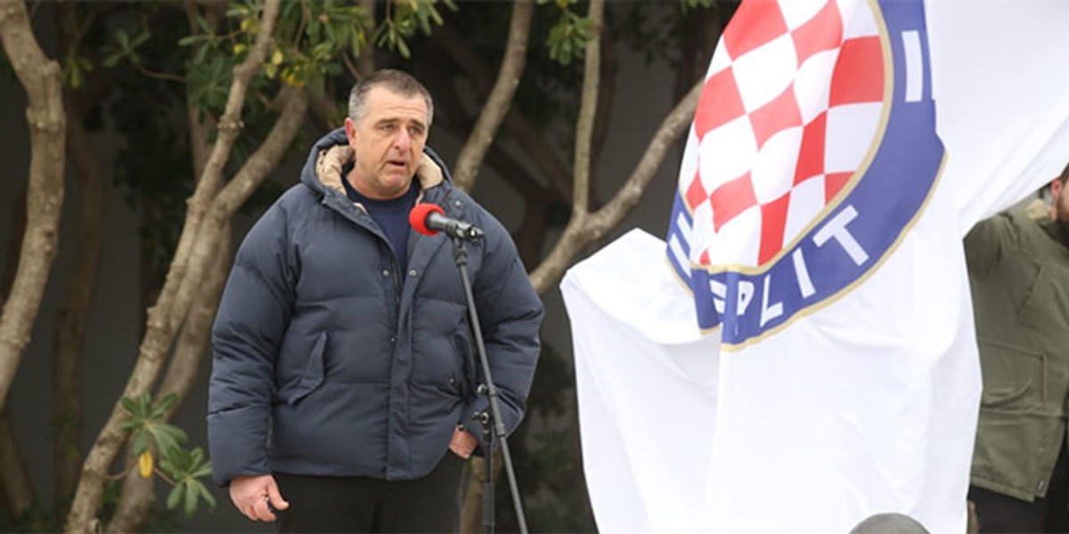 Otvaranje spomenika: 'Nekako je i simbolično da Frane Matošić i njegov kum Bernard Vukas čuvaju Hajduk'