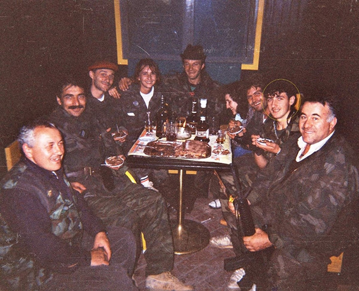 METLE ZAMIJENILI PUŠKAMA Neispričana priča o dvojici mladića koji su poginuli u Štafeti smrti, bili su gotovo tinejdžeri