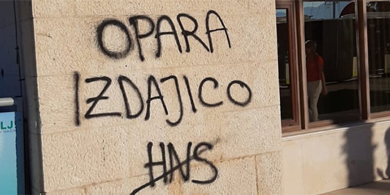 Banovina išarana pogrdnim porukama upućenim Andri Krstuloviću Opari