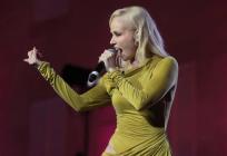 VIDEO Jelena Rozga ponovno meta hejtera, ovog puta im smeta jedan detalj haljine