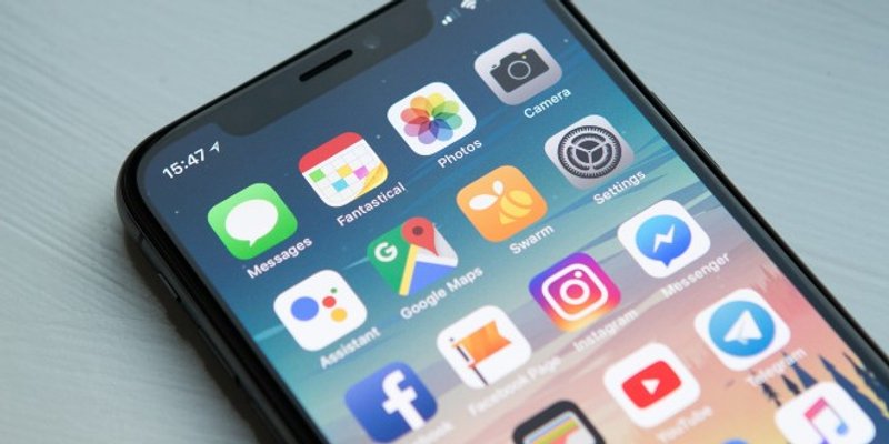 Facebook i Instagram upozorit će vas na to da morate nositi zaštitnu masku