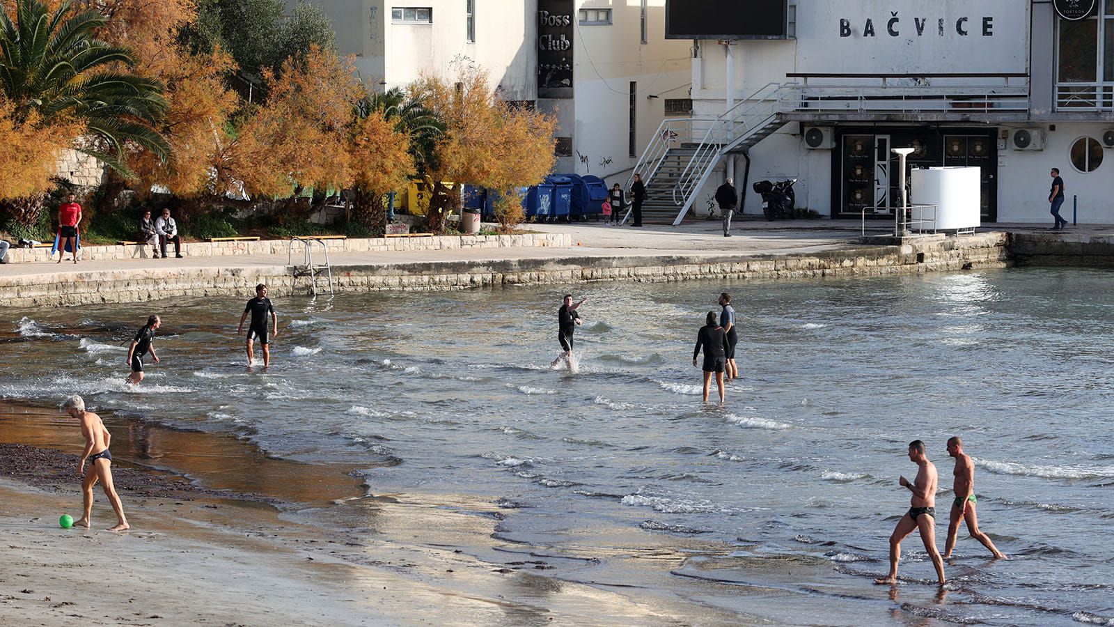 Jesen na kalendaru, ljeto u termometru: Temperature opet idu do 27 stupnjeva