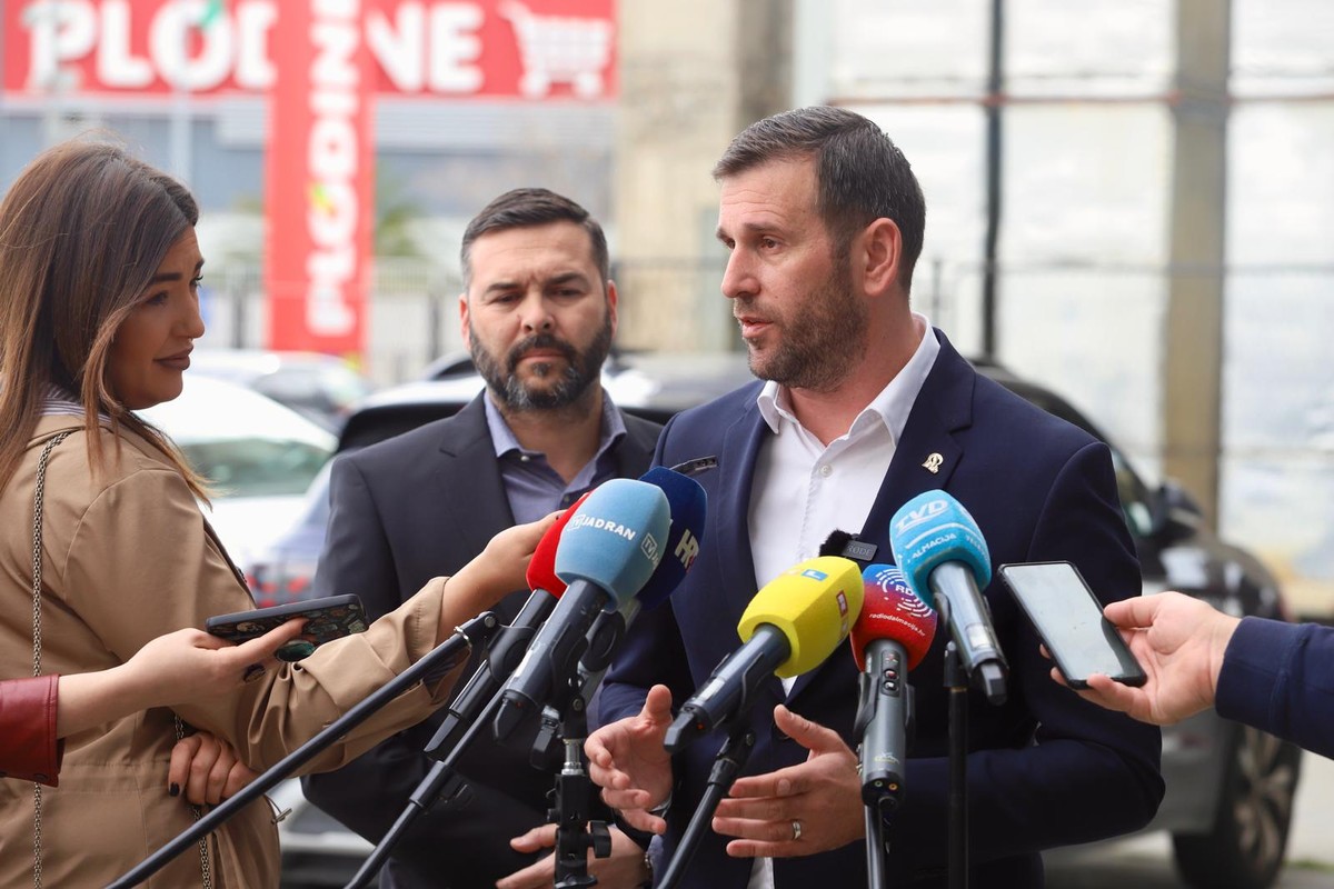 Šuta ispred Spaladum Arene | foto: Veljko Martinović