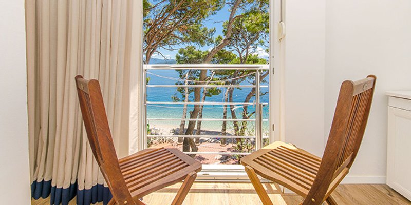 NAJBOLJE OD DALMACIJE Pansion Duba nalazi se 10 metara od plaže