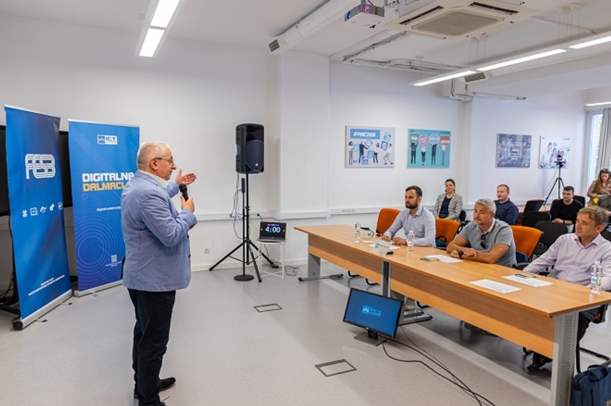 INTERVJU S DAMIROM BRČIĆEM 'StartIT IT startup akademija najbolja je odskočna daska za ulazak u svijet IT businessa'