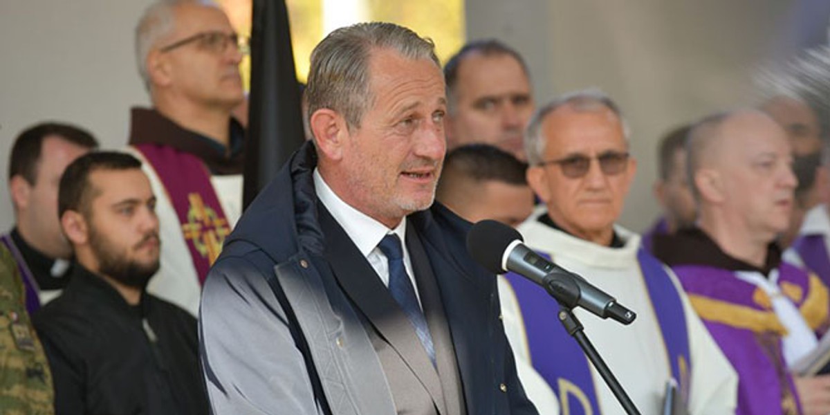 Branko Borković: Danas se s pravom ponovno pitam tko su ti koji preispituju simbole koje smo nosili