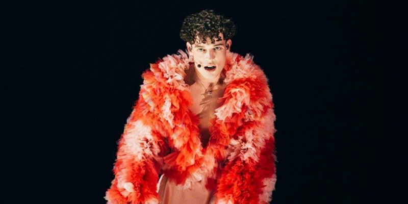 VIDEO Nemo sletio u Švicarsku, pogledajte koliko ljudi ga je dočekalo na aerodromu