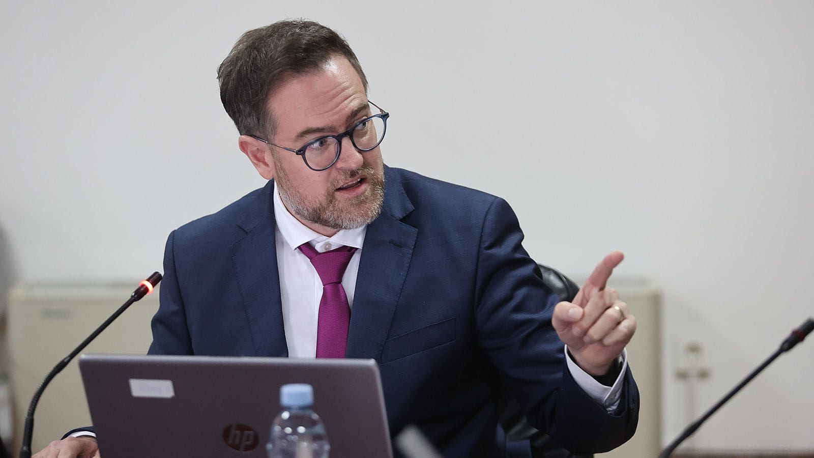 IZBOR NOVOG GRADSKOG DIREKTORA 'Trava na Žnjanu vene dok politička trgovina buja'