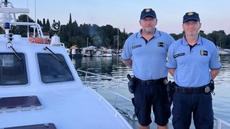 Krenuo pomoći supruzi, pa su oboje završili u životnoj opasnosti: Spasili su ih iskusni istarski policajci