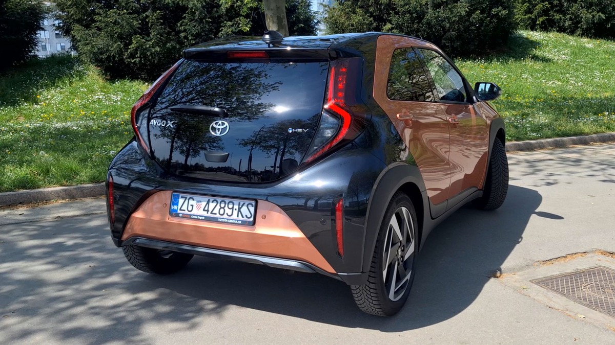 [TEST AUTA] Toyota kompakti – Usporedba modela Aygo X i Yaris