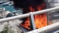 VIDEO Pogledajte kako vatra 'guta' brod u Splitu