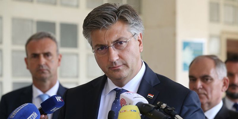 PLENKOVIĆ PLANUO: Tiranin Grbin i Mostovci koji doživljavaju orgazam na Festivalu slobode mi neće prišiti Sanadera