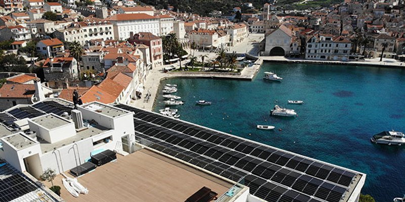 Znate li koja je naša hotelska kuća najveći privatni proizvođač električne energije na otocima?