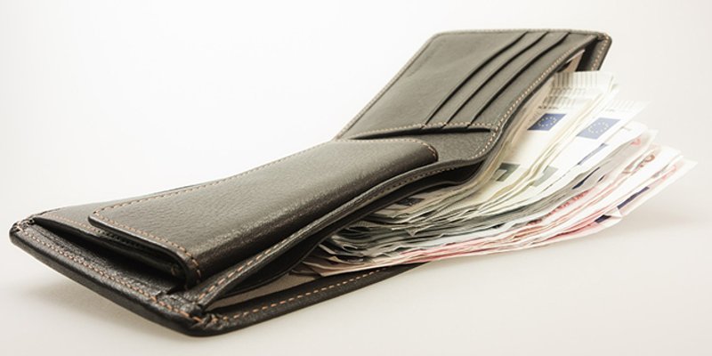 LIJEPA PRIČA IZ SPLITA Pronašao novčanik i vratio ga vlasniku: 'Zaposlite čovjeka, vidite da ima najvažnije - poštenje!'