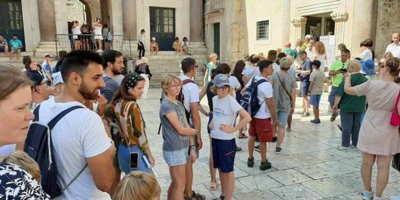FOTOGALERIJA Veliki interes za posjet Svetom Duji, provjerite cijene karata