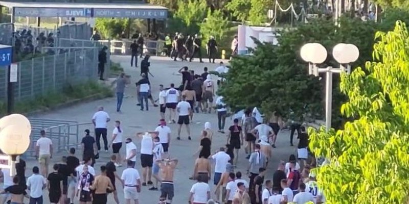 VIDEO Nered i nakon utakmice, sukob policije i navijača ispred stadiona