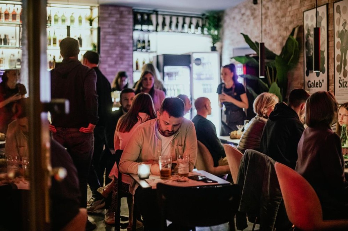 Baza Food Bar & Good Vibes