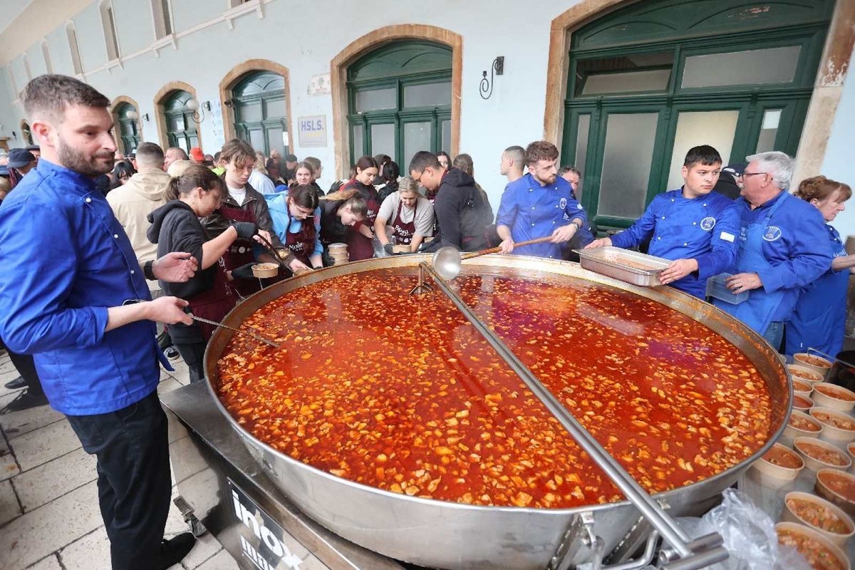 Škverska teća