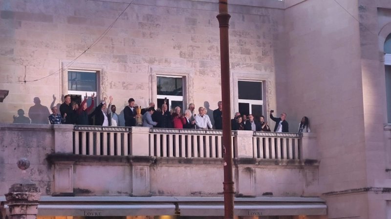 VIDEO: Okupila se slavna generacija, pogledajte feštu na trgu