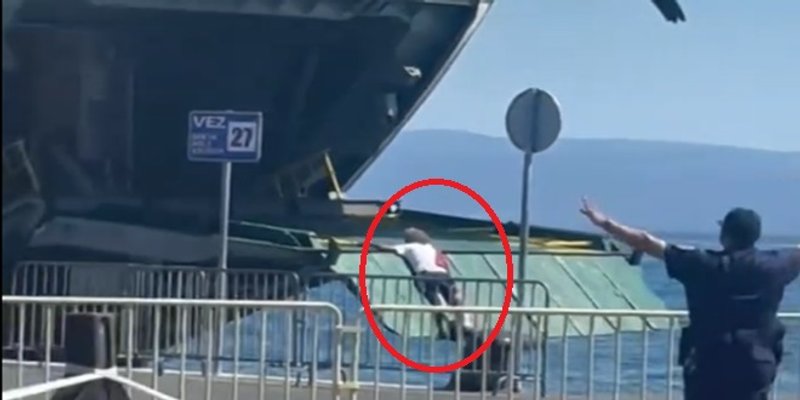 VIDEO Nevjerojatan prizor iz trajektne luke