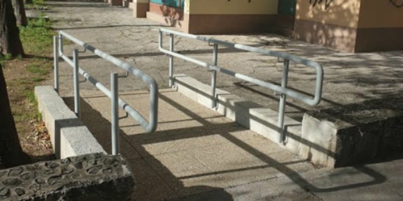 U Dubrovačkoj postavljena rampa za osobe s invaliditetom