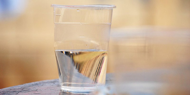 MARIUPOLJ Ljudi piju vodu iz centralnog grijanja, mrtve ukapaju u masovne grobnice