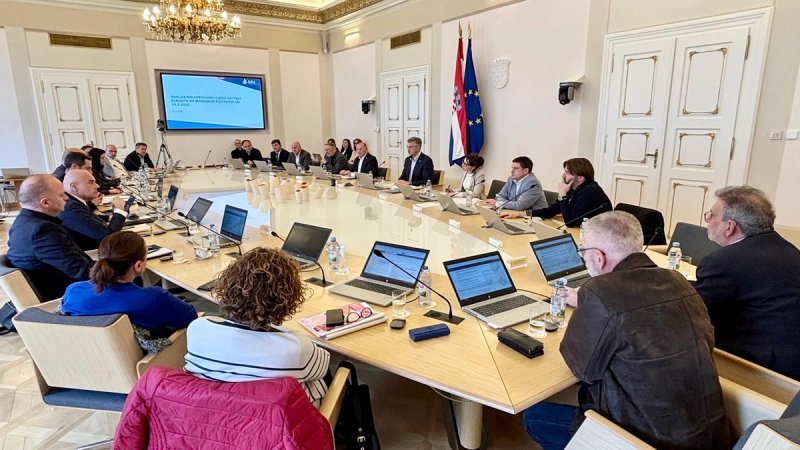 NOVE MJERE Održana hitna sjednice Užeg kabineta Vlade