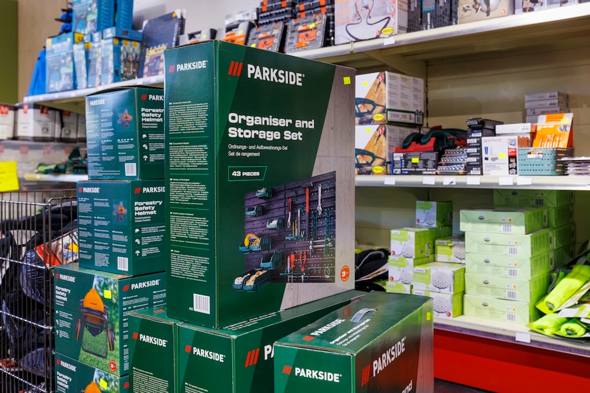 Kreće totalno ludilo u Kaštelima, poznati outlet šokirao niskim cijenama: Od danas imaju kućanske aparate, alat, bazene, jacuzzije...