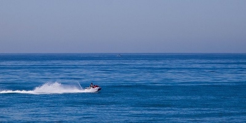 TRAGEDIJA KOD MARINE Žena poginula, zabila se jet-skijem u jedrilicu