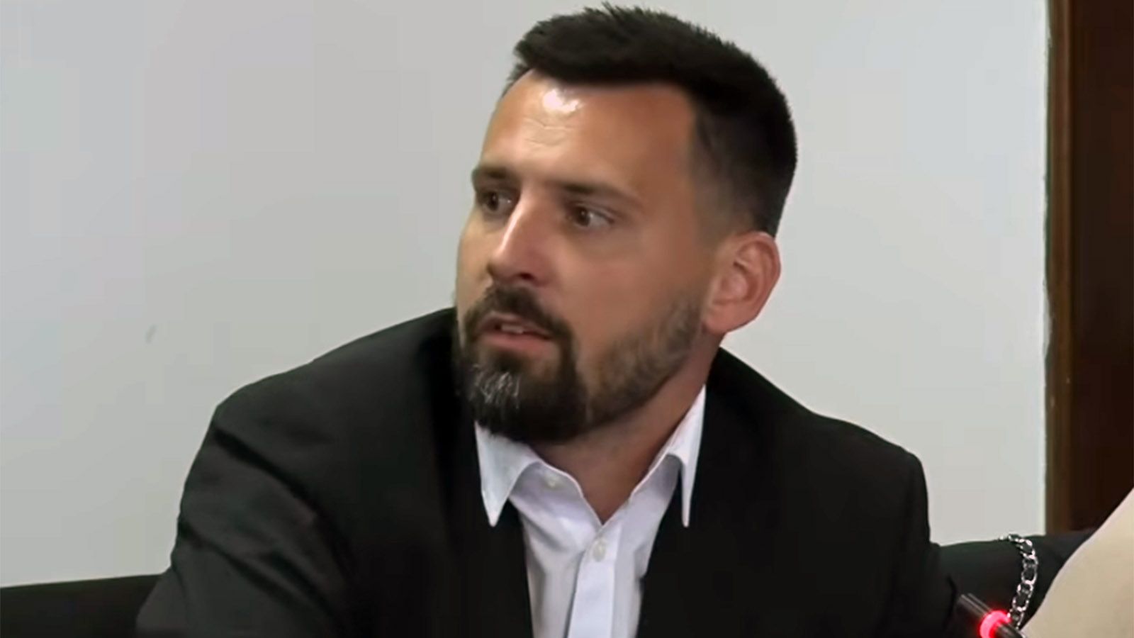 GRADSKO VIJEĆE UŽIVO 'Papa u rotoru?' Žustra rasprava oko spomenika Ivanu Pavlu II.