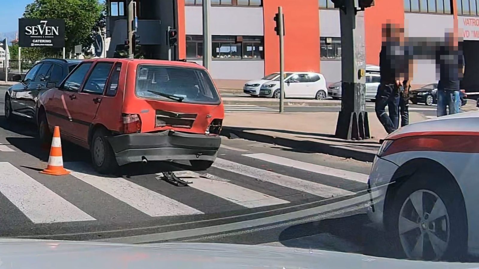 STVORILA SE KILOMETARSKA KOLONA Prometna nesreća u Kaštel Sućurcu