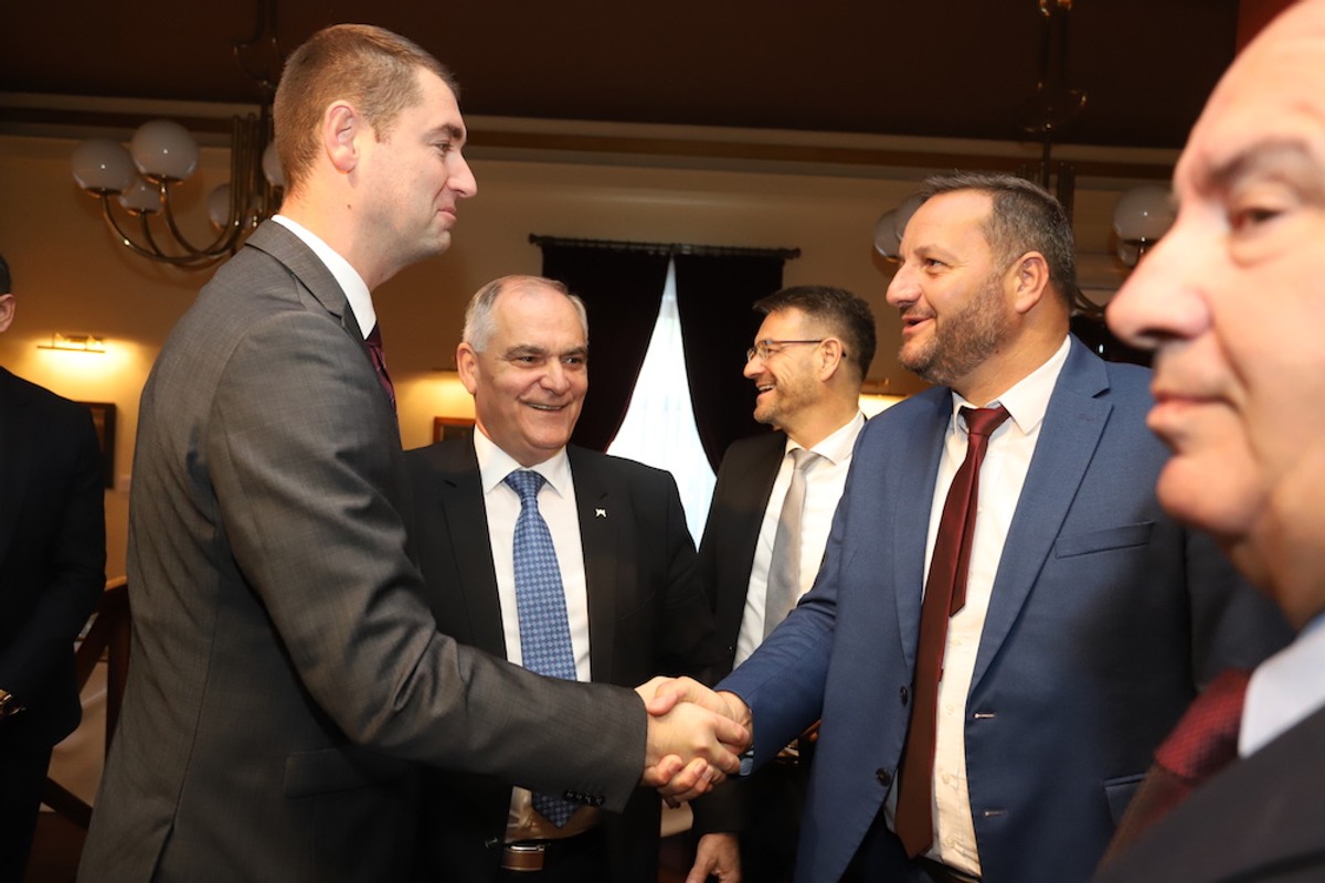 Potpisivanje ugovora u Solinu | foto: Veljko Martinović