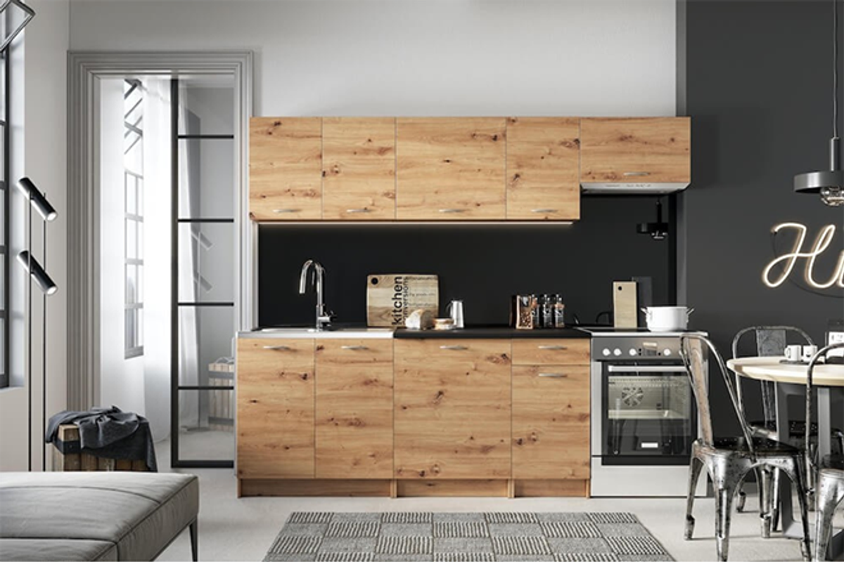 Iskoristite svaki kutak u kuhinji: praktične ideje za male kuhinje