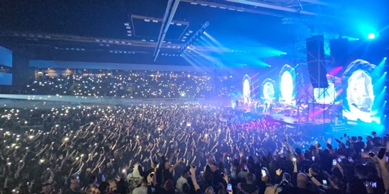 VIDEO Thompson ispunio publici želju i zapjevao pjesmu koju inače ne izvodi