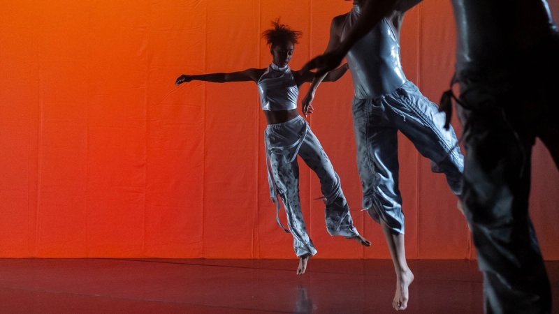 Plesna predstava Migracija zraka gostuje u Kulturnom centru Kaštel Lukšić