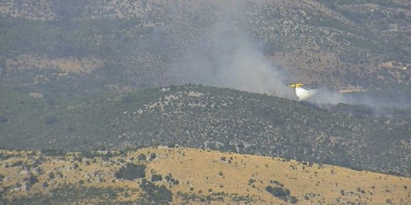 Požar kod Trogira, podignute zračne snage