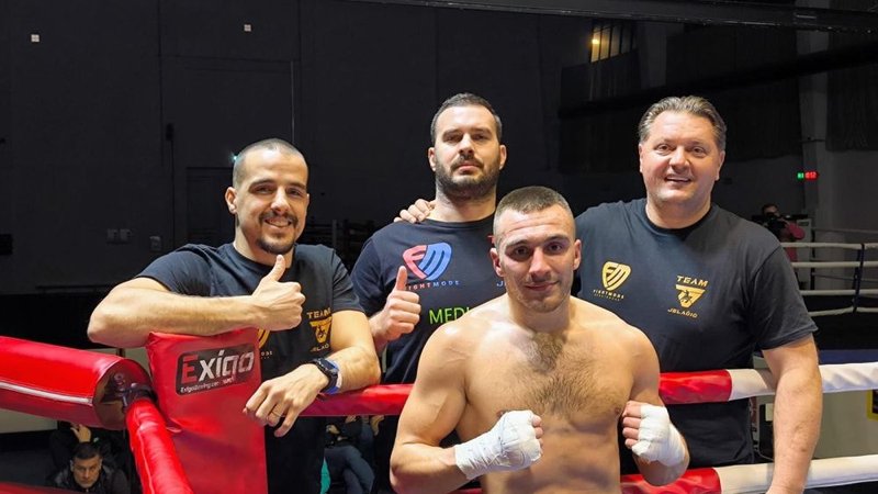 BOKS Jelačić neporažen u profesionalnom ringu