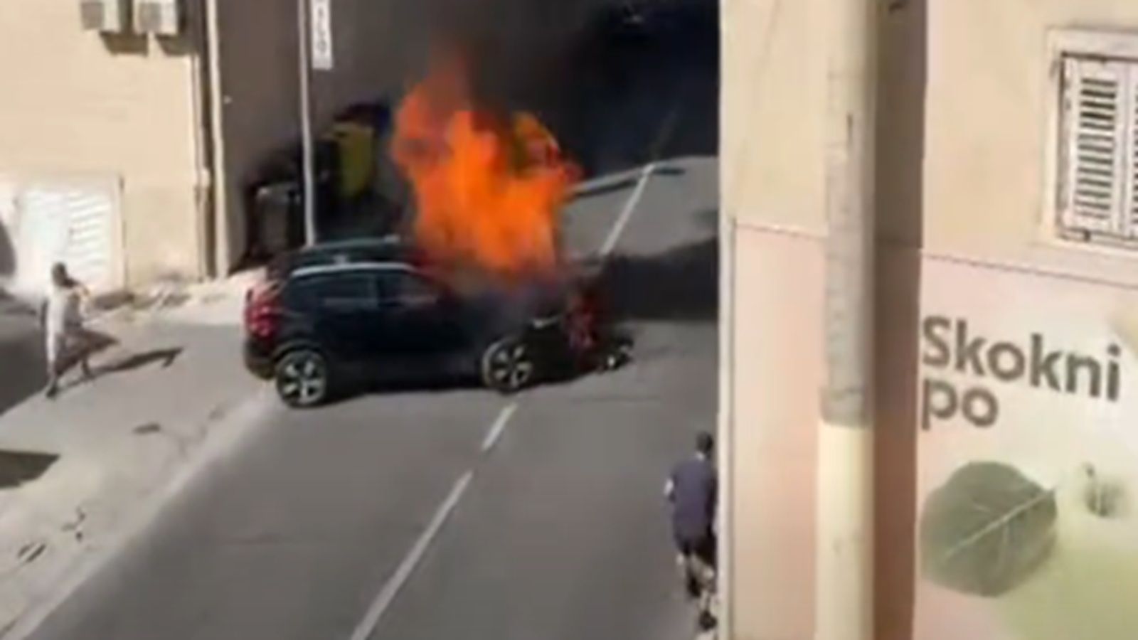 U Krilu Jesenice planuo automobil