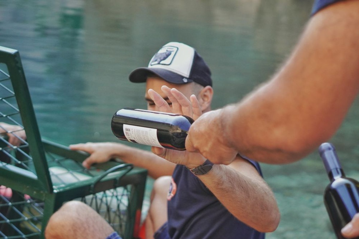 Vina na dnu Modrog jezera | foto: udruga Cvit razgovora