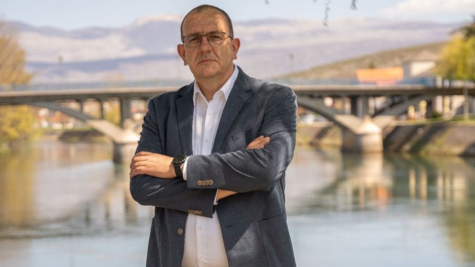 Bugarin: Bulj jeftinim populizmom pokušava sakriti vlastitu neučinkovitost!