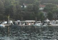 Na Braču nisu mogli uliti benzin iako je benzinska radila? Obratili smo se INA-i